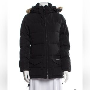 Canada Goose Women's Puffer Jacket in Black